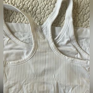 Lululemon ebb to street tank